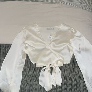 Abercombie and Fitch top